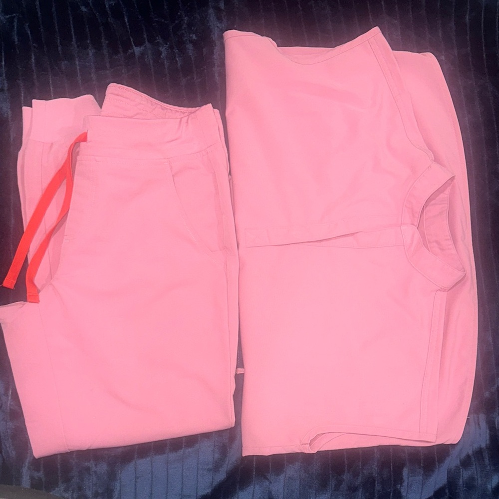 Figs pink scrub set XS top and SP pants technical collection